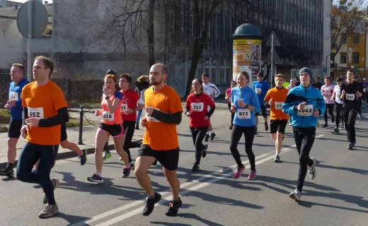 VII Bieg Kazików: Półtora tysiąca biegaczy w Radomiu! [ZDJĘCIA] - 41