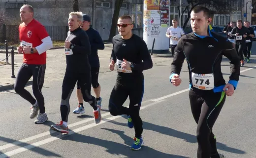 VII Bieg Kazików: Półtora tysiąca biegaczy w Radomiu! [ZDJĘCIA] - 51