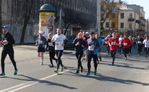 VII Bieg Kazików: Półtora tysiąca biegaczy w Radomiu! [ZDJĘCIA] - 9