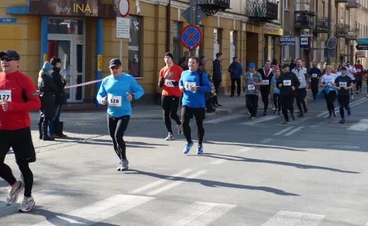 VII Bieg Kazików: Półtora tysiąca biegaczy w Radomiu! [ZDJĘCIA] - 11