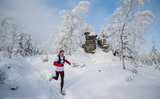 Zimowy Półmaraton Gór Stołowych Ambasadora. „Czuwały nad nami Pasterskie Anioły” - 1
