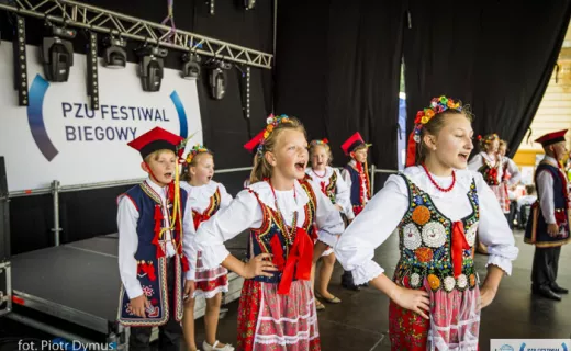 Na festiwalowej scenie trwają pokazy młodzieży - 1
