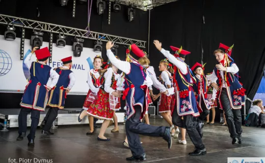 Na festiwalowej scenie trwają pokazy młodzieży - 5