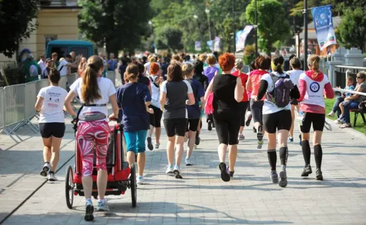 Rozgrzewka z Robertem Korzeniowskim: "Będę dzisiaj trochę jak wychowawca WF" [FOTO] - 20