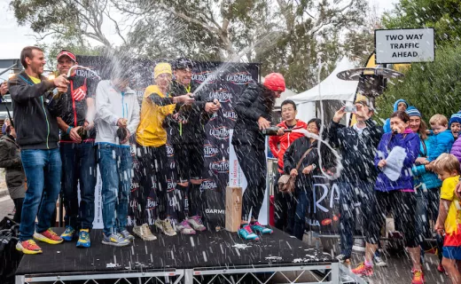Polak w „10” Ultra Trail Australia! Peu Capell - lider - 3