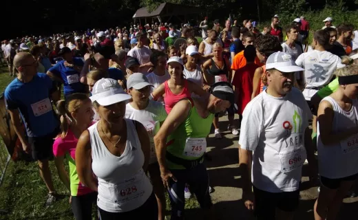 Po koleżeńsku pokonali maraton w Lesznie  - 1
