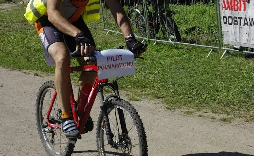 Po koleżeńsku pokonali maraton w Lesznie  - 3