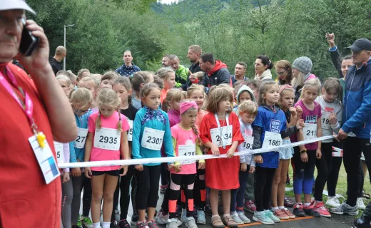 To najmłodsi uczestnicy Festiwalu Biegowego. Mnóstwo dzieci pojawiło się na starcie - 