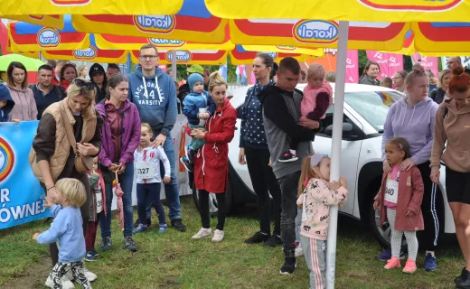 To najmłodsi uczestnicy Festiwalu Biegowego. Mnóstwo dzieci pojawiło się na starcie - 