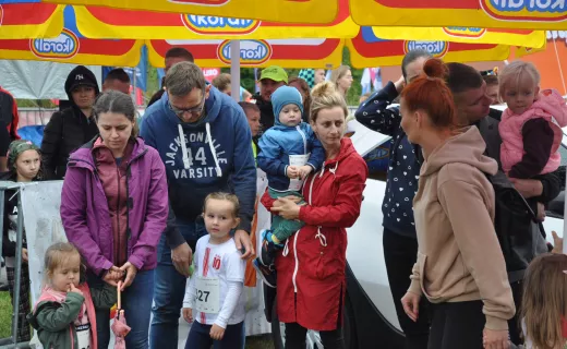 To najmłodsi uczestnicy Festiwalu Biegowego. Mnóstwo dzieci pojawiło się na starcie - 