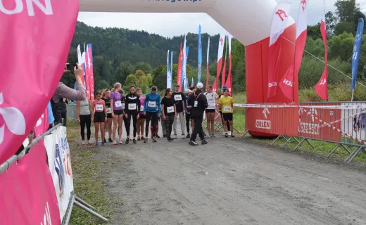 Nastoletnia Hania dokłada kolejny medal Festiwalu Biegowego do kolekcji - 