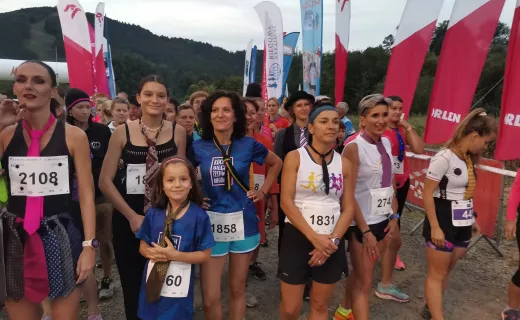 Założyli krawaty i pobiegli. Znamy zwycięzców biegu w krawacie - 