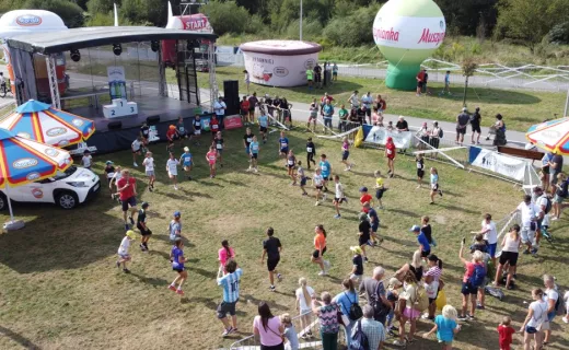Tak na festiwalu w Piwnicznej bawią się dzieci! Biegi sprawiły im mnóstwo radości [FILM] - 