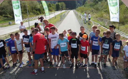 Tak na festiwalu w Piwnicznej bawią się dzieci! Biegi sprawiły im mnóstwo radości [FILM] - 