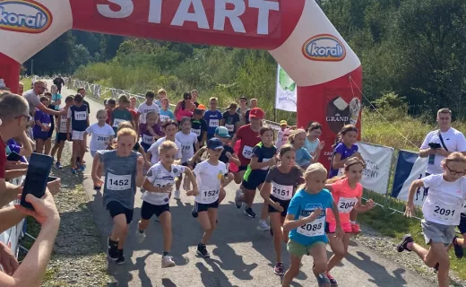 Tak na festiwalu w Piwnicznej bawią się dzieci! Biegi sprawiły im mnóstwo radości [FILM] - 