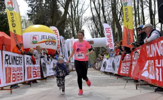4. Półmaraton Jeleniogórski - słońce, ośnieżone Karkonosze i debiutantka z Meksyku - 7