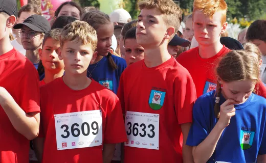 Pobiegli po medal! “Aktywny Małopolanin” sprawił uczniom sporo radości - 