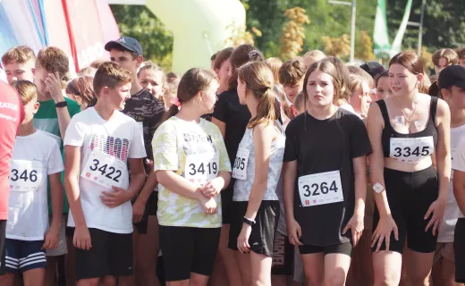 Pobiegli po medal! “Aktywny Małopolanin” sprawił uczniom sporo radości - 