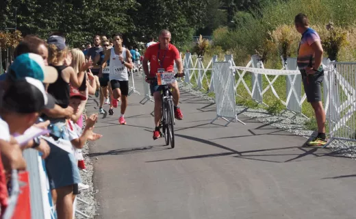 Mamy zwycięzców biegu na 1 km. Biegacze Iron Run już na mecie - 