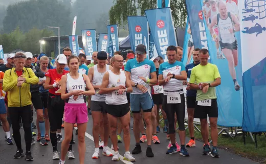 Oni deszczu się nie boją. Mają do pokonania 23 km w Biegu Górskim  - 