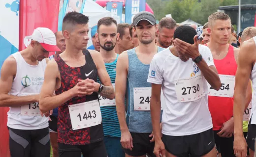 Wystartował Półmaraton śladami św. Kingi. Zawodnicy pełni entuzjazmu - 