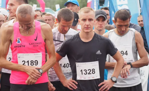 Wystartował Półmaraton śladami św. Kingi. Zawodnicy pełni entuzjazmu - 
