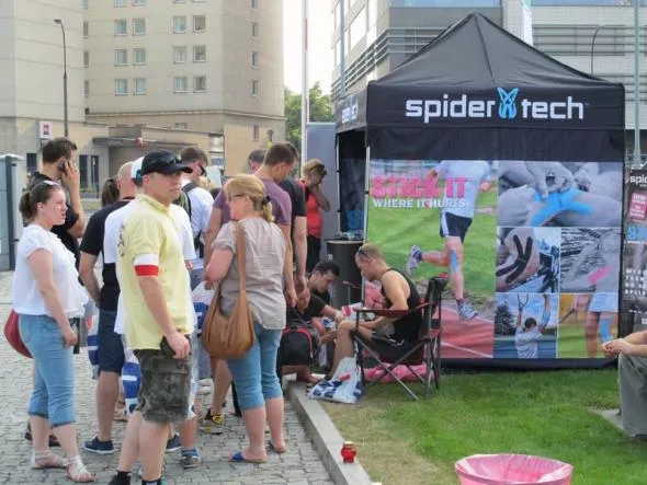 Plastry SpiderTech do samodzielnego "tejpowania"