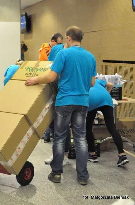 Zaplecze biura zawodów