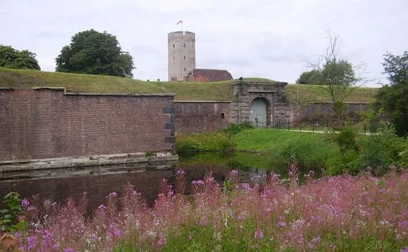 Twierdza Wisłoujście / Fot. Wikipedia Twierdza Wisłoujście / Fot. Wikipedia