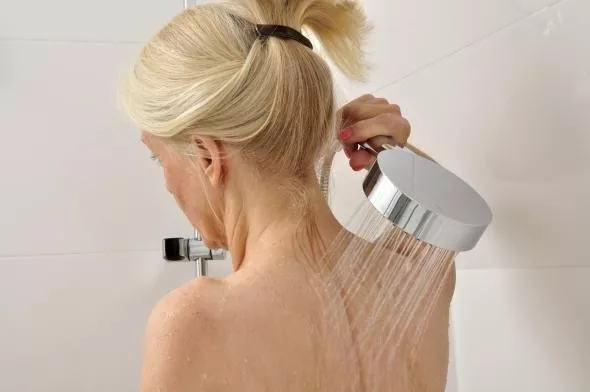 Zimny prysznic po treningu przyspiesza regenerację mięśni Zimny prysznic po treningu przyspiesza regenerację mięśni