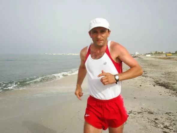 August Jakubik August Jakubik