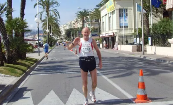 Leszek Walczak - jeden z biegaczy-organizatorów Koleżeńskiego Maratonu w Lesznie