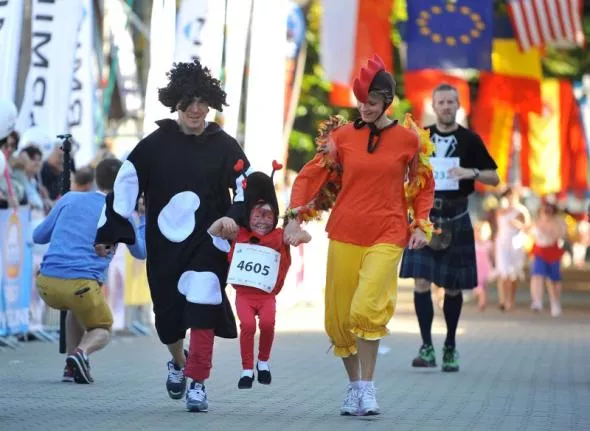 Biegi "przebierańców" cieszą się dużą popularnością. Jest to świetny sposób na wesołe, rodzinne spędzenie czasu