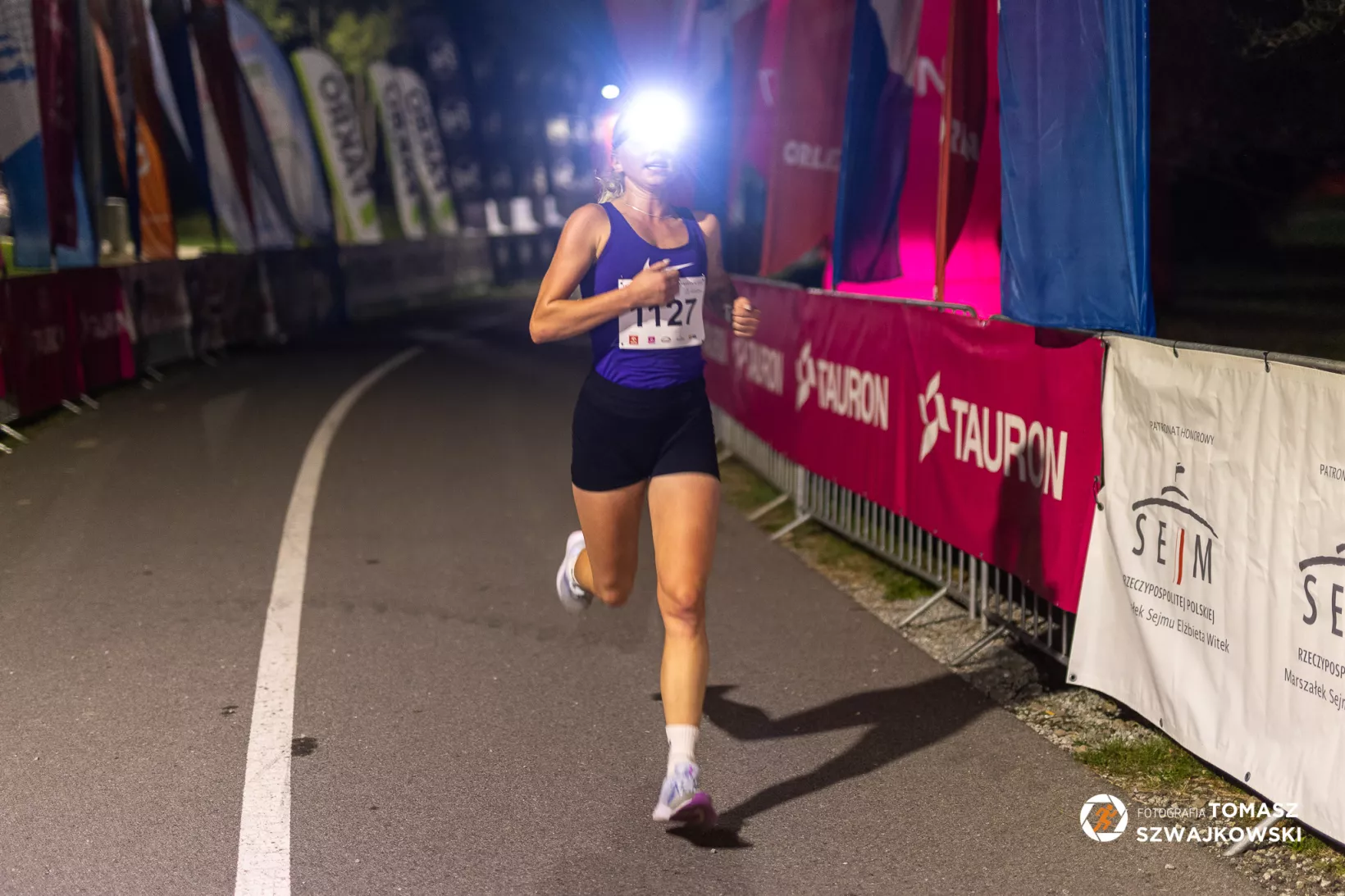 Magia nocnego biegu w Piwnicznej – wyzwanie, atmosfera, niezapomniane wspomnienia!