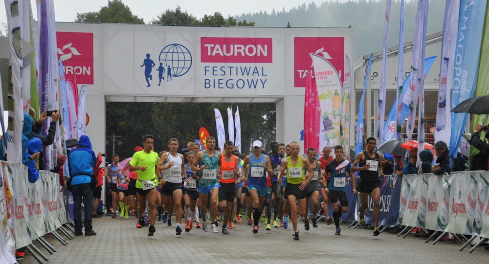 Półmaraton Piotrków Trybunalski 2018 Wyniki Konspol Półmaraton 2018 - déjà vu na mecie [WYNIKI]